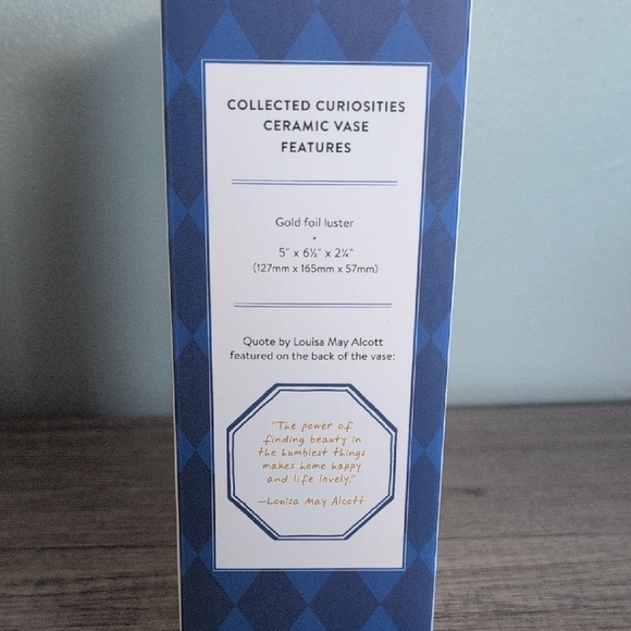 Book Vase Collected Curiosities In Box - Picture 3 of 5